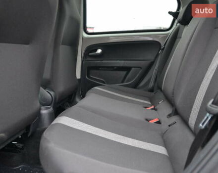 Серый Фольксваген e-up, объемом двигателя 0 л и пробегом 92 тыс. км за 7999 $, фото 16 на Automoto.ua