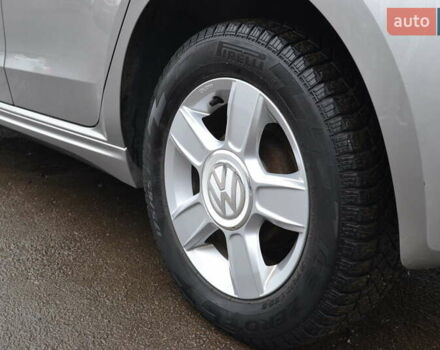 Серый Фольксваген e-up, объемом двигателя 0 л и пробегом 92 тыс. км за 7999 $, фото 37 на Automoto.ua