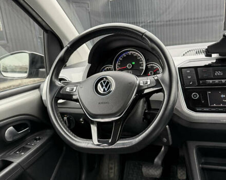 Серый Фольксваген e-up, объемом двигателя 0 л и пробегом 98 тыс. км за 9999 $, фото 22 на Automoto.ua