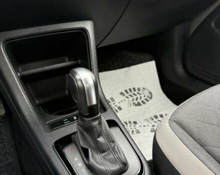 Серый Фольксваген e-up, объемом двигателя 0 л и пробегом 98 тыс. км за 9999 $, фото 21 на Automoto.ua