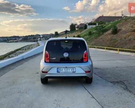 Серый Фольксваген e-up, объемом двигателя 0 л и пробегом 64 тыс. км за 12400 $, фото 7 на Automoto.ua