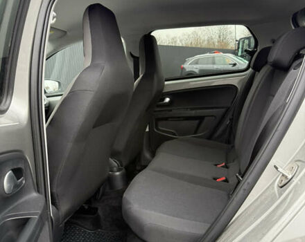 Серый Фольксваген e-up, объемом двигателя 0 л и пробегом 98 тыс. км за 9999 $, фото 23 на Automoto.ua