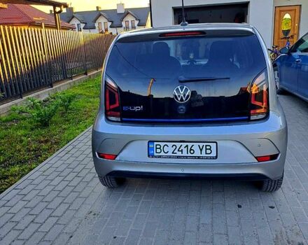 Серый Фольксваген e-up, объемом двигателя 0 л и пробегом 117 тыс. км за 9800 $, фото 1 на Automoto.ua