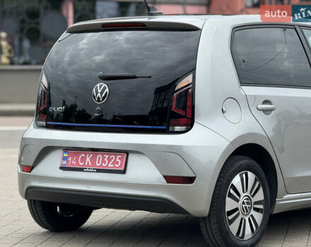 Серый Фольксваген e-up, объемом двигателя 0 л и пробегом 89 тыс. км за 10999 $, фото 19 на Automoto.ua