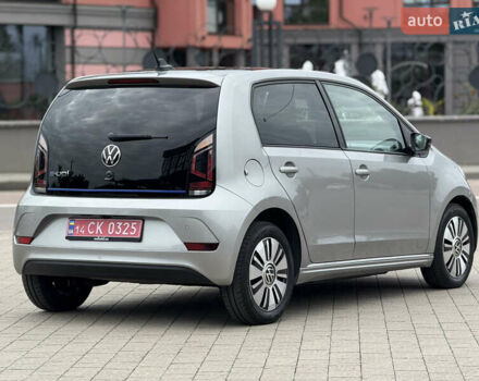 Серый Фольксваген e-up, объемом двигателя 0 л и пробегом 89 тыс. км за 10999 $, фото 17 на Automoto.ua