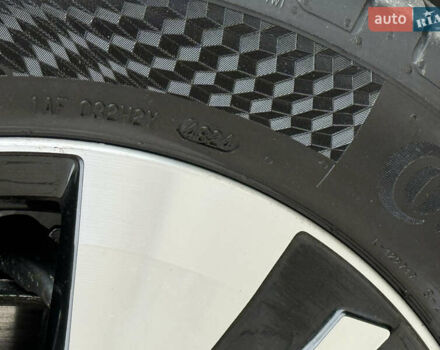 Серый Фольксваген e-up, объемом двигателя 0 л и пробегом 89 тыс. км за 10999 $, фото 12 на Automoto.ua