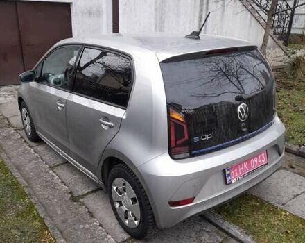 Серый Фольксваген e-up, объемом двигателя 0 л и пробегом 28 тыс. км за 11850 $, фото 7 на Automoto.ua