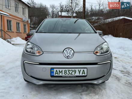 Серый Фольксваген e-up, объемом двигателя 0 л и пробегом 83 тыс. км за 6500 $, фото 1 на Automoto.ua