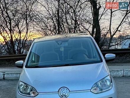 Серый Фольксваген e-up, объемом двигателя 0 л и пробегом 126 тыс. км за 6000 $, фото 1 на Automoto.ua