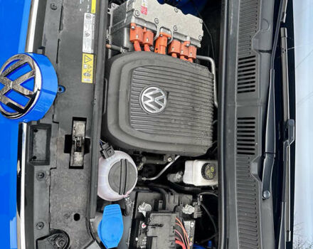 Синий Фольксваген e-up, объемом двигателя 0 л и пробегом 92 тыс. км за 7650 $, фото 13 на Automoto.ua