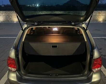 Серый Фольксваген Gol, объемом двигателя 2 л и пробегом 214 тыс. км за 10700 $, фото 10 на Automoto.ua