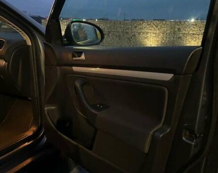 Серый Фольксваген Gol, объемом двигателя 2 л и пробегом 214 тыс. км за 10700 $, фото 13 на Automoto.ua