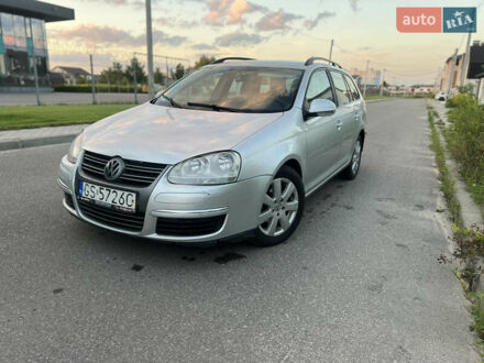 Серый Фольксваген Gol, объемом двигателя 1.9 л и пробегом 300 тыс. км за 2600 $, фото 1 на Automoto.ua