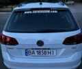 Белый Фольксваген Golf Alltrack, объемом двигателя 1.97 л и пробегом 219 тыс. км за 13500 $, фото 3 на Automoto.ua