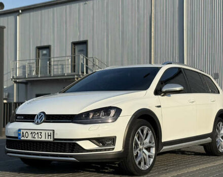 Білий Фольксваген Golf Alltrack, об'ємом двигуна 1.8 л та пробігом 83 тис. км за 15800 $, фото 1 на Automoto.ua