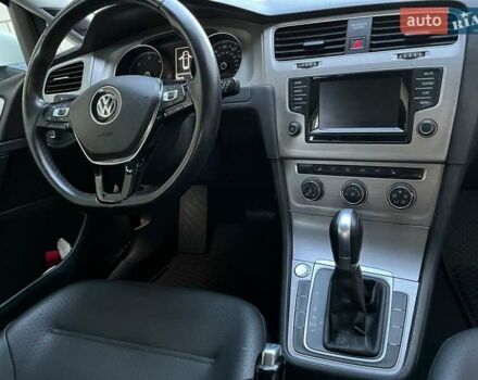 Белый Фольксваген Golf Alltrack, объемом двигателя 1.97 л и пробегом 219 тыс. км за 13500 $, фото 6 на Automoto.ua