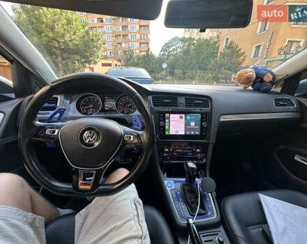 Белый Фольксваген Golf Alltrack, объемом двигателя 1.8 л и пробегом 106 тыс. км за 15000 $, фото 4 на Automoto.ua