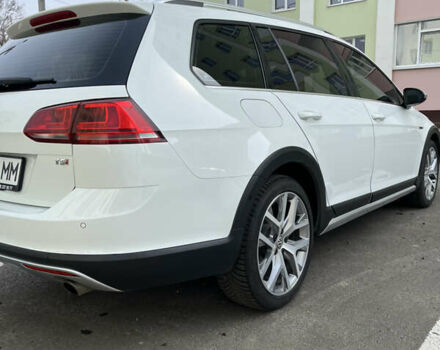 Білий Фольксваген Golf Alltrack, об'ємом двигуна 1.8 л та пробігом 81 тис. км за 17000 $, фото 5 на Automoto.ua