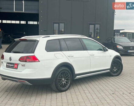 Белый Фольксваген Golf Alltrack, объемом двигателя 2 л и пробегом 287 тыс. км за 14540 $, фото 12 на Automoto.ua