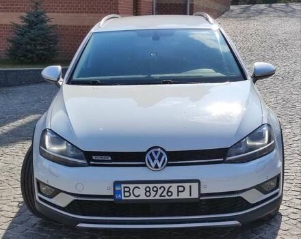 Білий Фольксваген Golf Alltrack, об'ємом двигуна 2 л та пробігом 268 тис. км за 16100 $, фото 6 на Automoto.ua