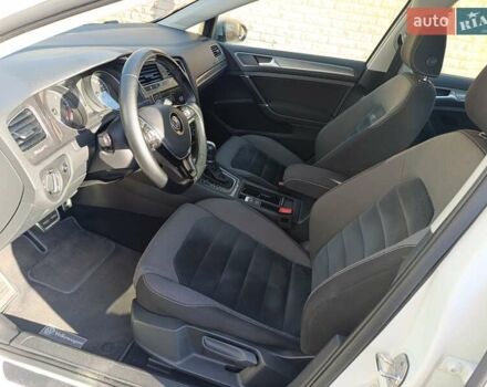 Белый Фольксваген Golf Alltrack, объемом двигателя 1.97 л и пробегом 235 тыс. км за 13600 $, фото 8 на Automoto.ua