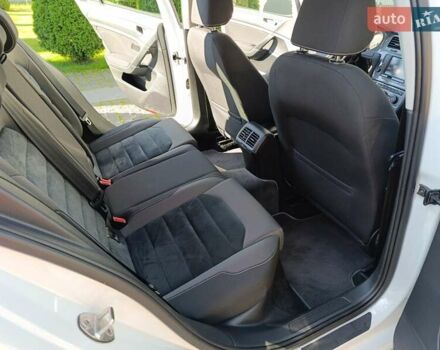 Белый Фольксваген Golf Alltrack, объемом двигателя 1.97 л и пробегом 235 тыс. км за 13600 $, фото 13 на Automoto.ua