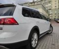 Белый Фольксваген Golf Alltrack, объемом двигателя 1.97 л и пробегом 282 тыс. км за 14700 $, фото 29 на Automoto.ua