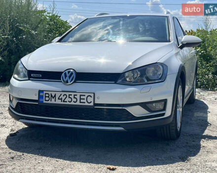 Белый Фольксваген Golf Alltrack, объемом двигателя 1.97 л и пробегом 284 тыс. км за 15500 $, фото 1 на Automoto.ua