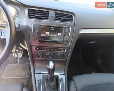 Белый Фольксваген Golf Alltrack, объемом двигателя 1.97 л и пробегом 235 тыс. км за 13600 $, фото 10 на Automoto.ua