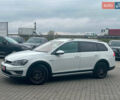 Белый Фольксваген Golf Alltrack, объемом двигателя 2 л и пробегом 287 тыс. км за 14540 $, фото 3 на Automoto.ua