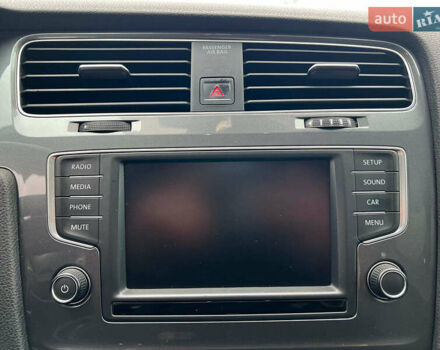 Белый Фольксваген Golf Alltrack, объемом двигателя 2 л и пробегом 287 тыс. км за 14540 $, фото 26 на Automoto.ua