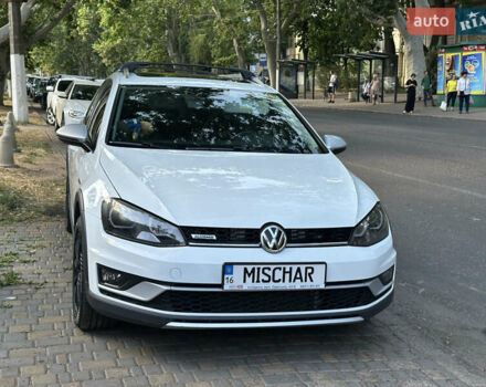 Белый Фольксваген Golf Alltrack, объемом двигателя 1.8 л и пробегом 106 тыс. км за 15000 $, фото 8 на Automoto.ua
