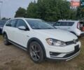 Білий Фольксваген Golf Alltrack, об'ємом двигуна 1.8 л та пробігом 85 тис. км за 2200 $, фото 1 на Automoto.ua