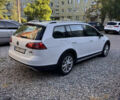 Белый Фольксваген Golf Alltrack, объемом двигателя 1.8 л и пробегом 107 тыс. км за 15000 $, фото 18 на Automoto.ua