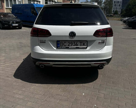Белый Фольксваген Golf Alltrack, объемом двигателя 1.8 л и пробегом 75 тыс. км за 14600 $, фото 10 на Automoto.ua