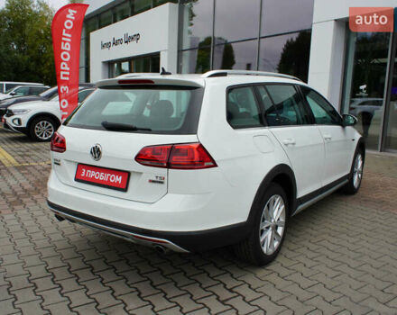 Білий Фольксваген Golf Alltrack, об'ємом двигуна 1.8 л та пробігом 132 тис. км за 14800 $, фото 2 на Automoto.ua