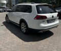 Белый Фольксваген Golf Alltrack, объемом двигателя 1.8 л и пробегом 75 тыс. км за 14600 $, фото 3 на Automoto.ua