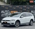 Белый Фольксваген Golf Alltrack, объемом двигателя 1.8 л и пробегом 107 тыс. км за 15700 $, фото 2 на Automoto.ua