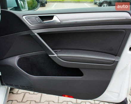 Белый Фольксваген Golf Alltrack, объемом двигателя 1.8 л и пробегом 132 тыс. км за 14800 $, фото 29 на Automoto.ua