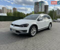 Білий Фольксваген Golf Alltrack, об'ємом двигуна 1.97 л та пробігом 145 тис. км за 12950 $, фото 1 на Automoto.ua