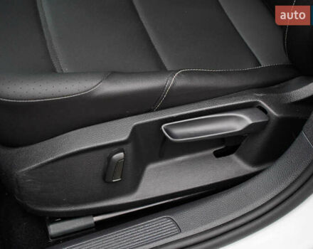 Білий Фольксваген Golf Alltrack, об'ємом двигуна 1.8 л та пробігом 132 тис. км за 14800 $, фото 15 на Automoto.ua