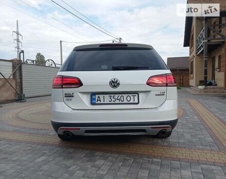 Білий Фольксваген Golf Alltrack, об'ємом двигуна 1.8 л та пробігом 55 тис. км за 18000 $, фото 13 на Automoto.ua