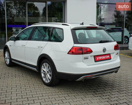 Білий Фольксваген Golf Alltrack, об'ємом двигуна 1.8 л та пробігом 132 тис. км за 14800 $, фото 6 на Automoto.ua