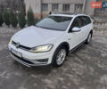 Белый Фольксваген Golf Alltrack, объемом двигателя 1.8 л и пробегом 107 тыс. км за 13999 $, фото 1 на Automoto.ua