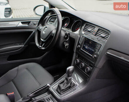 Белый Фольксваген Golf Alltrack, объемом двигателя 1.8 л и пробегом 132 тыс. км за 14800 $, фото 32 на Automoto.ua