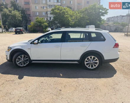 Білий Фольксваген Golf Alltrack, об'ємом двигуна 1.8 л та пробігом 107 тис. км за 13900 $, фото 14 на Automoto.ua