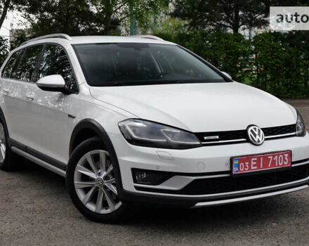 Белый Фольксваген Golf Alltrack, объемом двигателя 2 л и пробегом 188 тыс. км за 19500 $, фото 6 на Automoto.ua