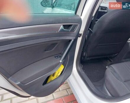 Белый Фольксваген Golf Alltrack, объемом двигателя 2 л и пробегом 234 тыс. км за 18200 $, фото 14 на Automoto.ua