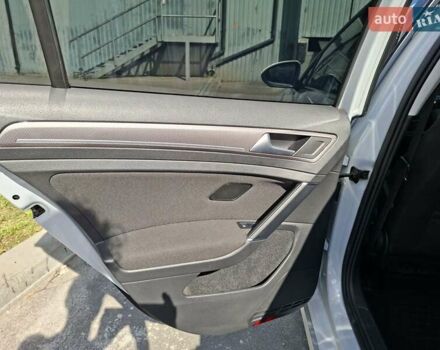 Белый Фольксваген Golf Alltrack, объемом двигателя 2 л и пробегом 192 тыс. км за 18800 $, фото 13 на Automoto.ua