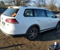 Белый Фольксваген Golf Alltrack, объемом двигателя 1.8 л и пробегом 74 тыс. км за 11500 $, фото 5 на Automoto.ua